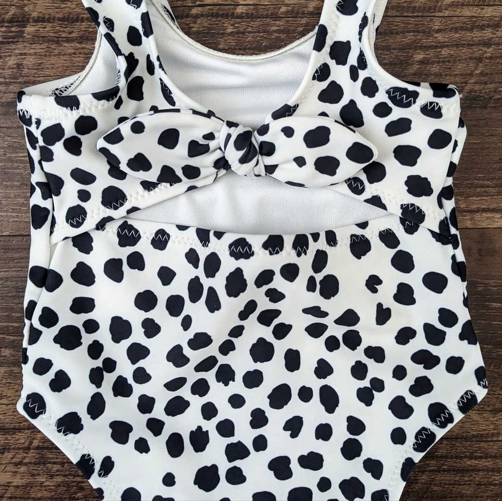 NEW! Old Navy One Piece Swimsuit - Picture 6 of 12